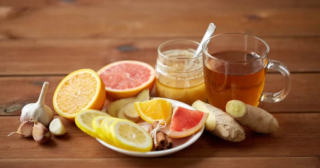 Czy wódka pomaga na ból gardła? Odkryj skuteczne alternatywy