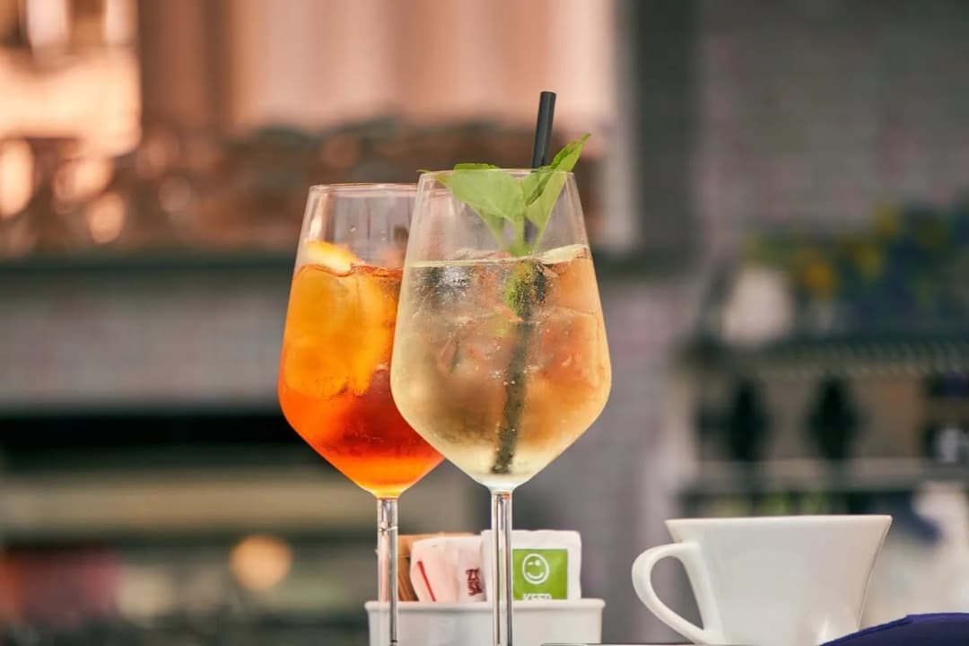 Jakie przekąski do prosecco? Odkryj idealne połączenia na przyjęcie