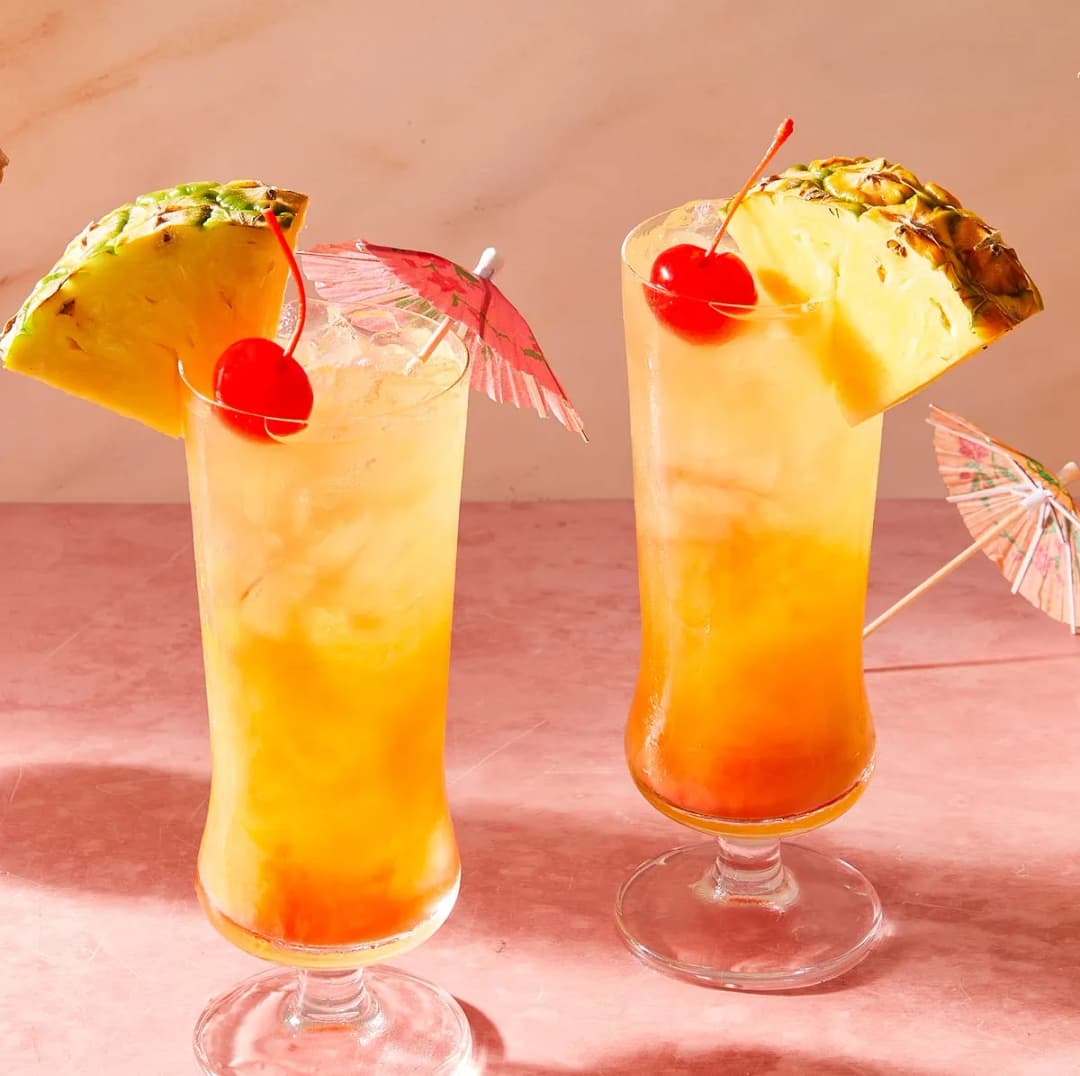 Przepis na Bahama Mama drink, który zachwyci Twoje podniebienie
