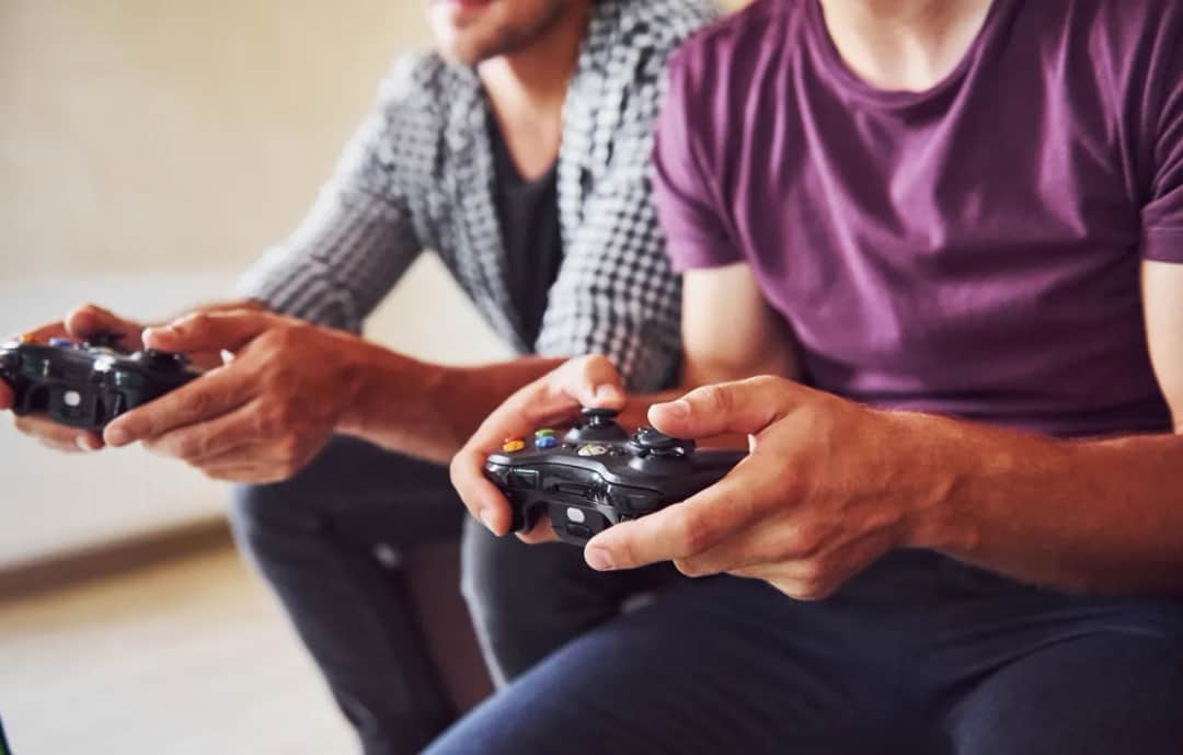 Dostawcy oprogramowania na platformach online, czyli kto stoi za Twoją ulubioną grą