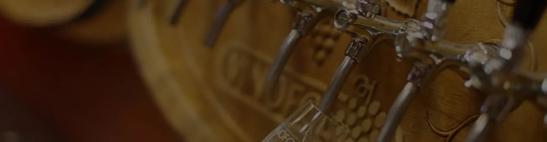 Gdzie kupić wino w beczce? Najlepsze miejsca i oferty bez trwogi