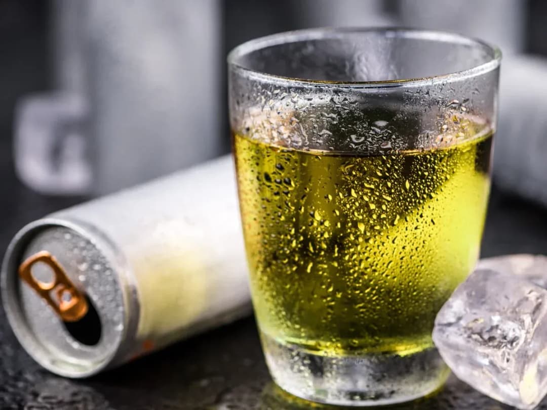 Jak zrobić energy drink w domu - proste przepisy na zdrowe napoje