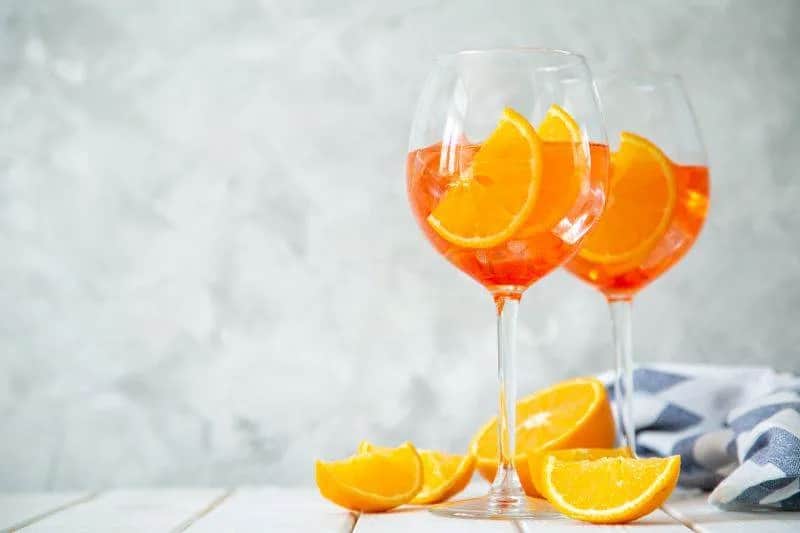 Spritz drink - odkryj sekrety idealnego włoskiego koktajlu