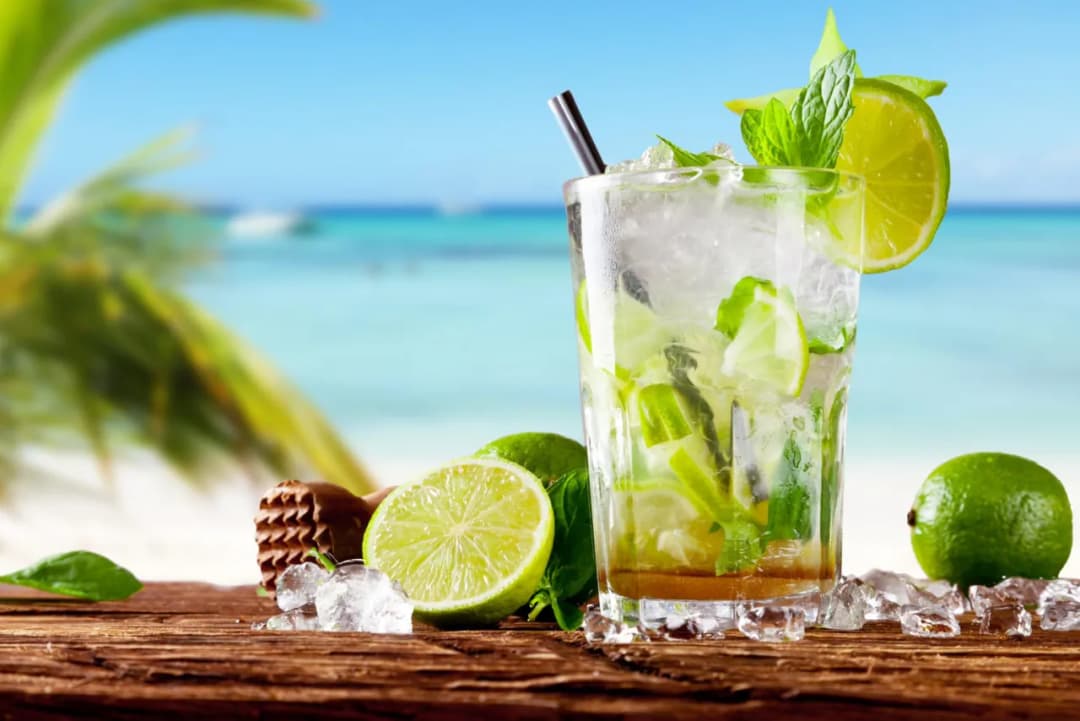 Jak się robi drink mojito – prosty przepis na orzeźwiający koktajl